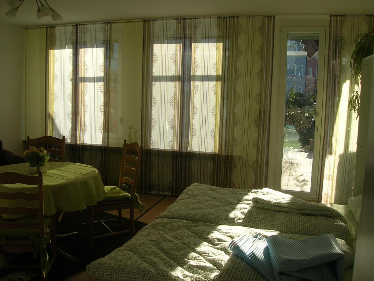 Ferienwohnung Andrea Kuehlein Цирндорф Екстериор снимка
